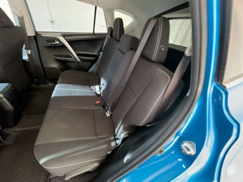 Used 2017 Toyota RAV4 XLE w/ All Weather Liner Package AWD/4WD image 22