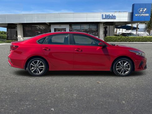 Used 2023 Kia Forte LXS w/ LXS Technology Package image 8