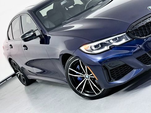 Used 2020 BMW M340i xDrive image 4