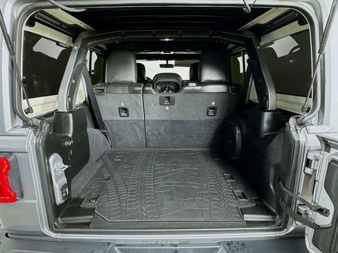 Used 2020 Jeep Wrangler Unlimited Rubicon image 30
