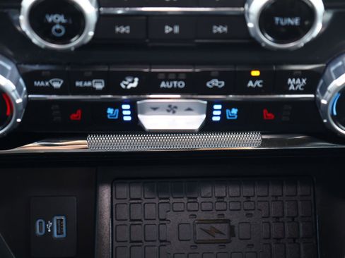 Used 2023 Ford F150 Platinum w/ Equipment Group 701A High image 35