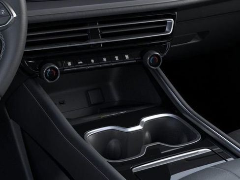 New 2026 Chevrolet Traverse LT w/ Midnight/Sport Edition FWD image 23