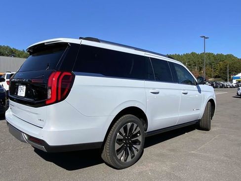 New 2025 Ford Expedition Max Platinum w/ Driver's Package image 3