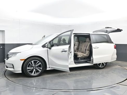 Used 2023 Honda Odyssey Touring image 55