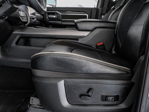 Used 2023 RAM 3500 Laramie AWD/4WD image 30
