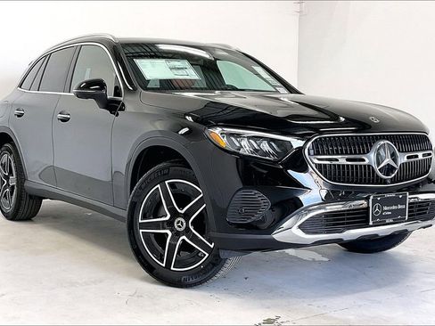 New 2026 Mercedes-Benz GLC 300 4MATIC image 1
