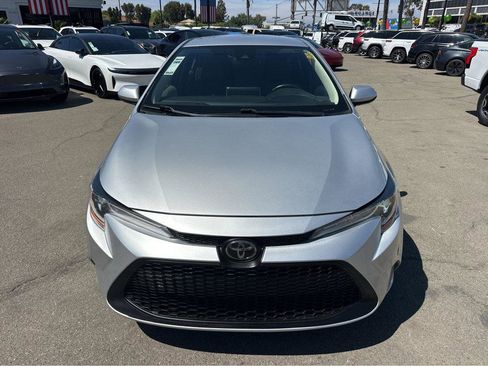 Used 2020 Toyota Corolla LE w/ Carpet Mat Package (TMS) image 2