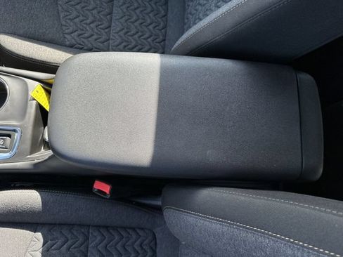 Certified 2023 Chevrolet Equinox LT FWD image 24
