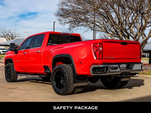 Used 2022 Chevrolet Silverado 3500 LTZ w/ LTZ Convenience Package image 7