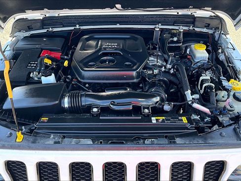Used 2021 Jeep Wrangler Unlimited Sport AWD/4WD image 10