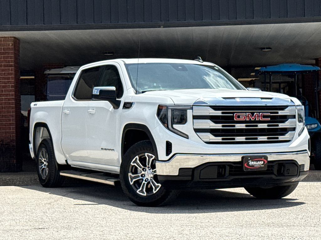 Used 2023 GMC Sierra 1500 SLE AWD/4WD image 1