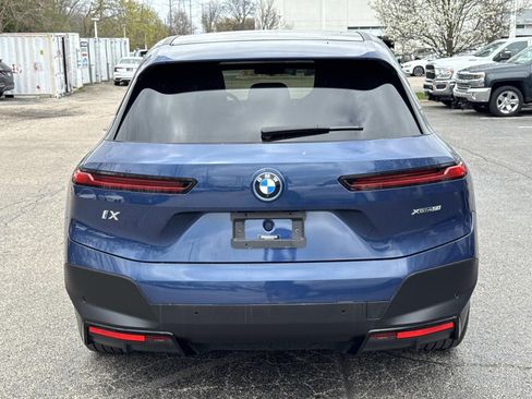 Certified 2022 BMW iX xDrive50 w/ Premium Package AWD/4WD image 6