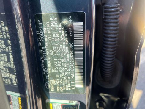 Used 2025 Hyundai Kona SEL image 23