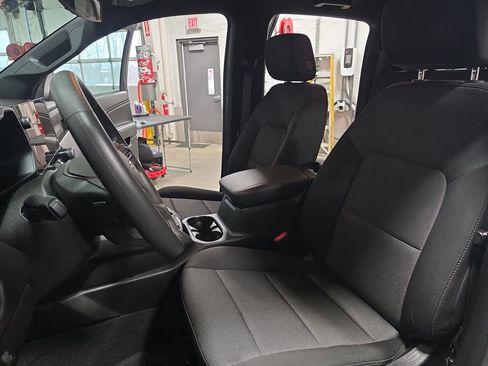 Used 2023 Chevrolet Colorado Trail Boss w/ Technology Package image 14