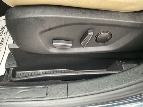 Used 2024 Ford Edge SEL w/ Convenience Package image 11