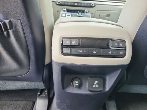 Used 2023 Hyundai Palisade Calligraphy w/ Cargo Package FWD image 17