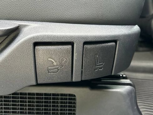 Used 2025 Toyota Grand Highlander AWD Hybrid image 34