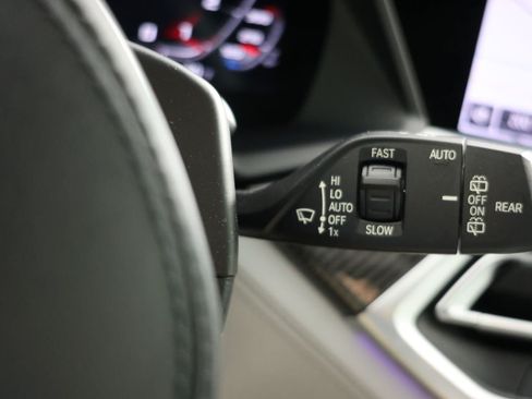 Used 2021 BMW X5 M w/ Competition Package AWD/4WD image 27