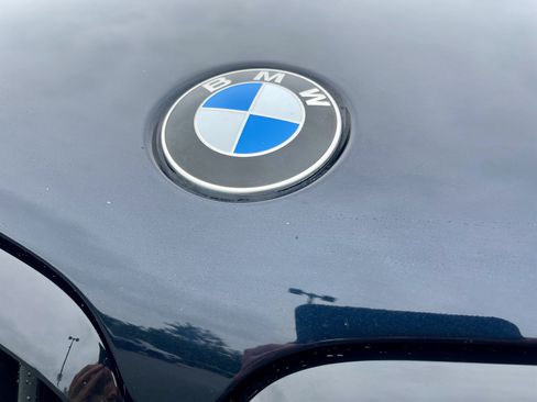 Used 2023 BMW X5 xDrive40i w/ M Sport Package AWD/4WD image 32