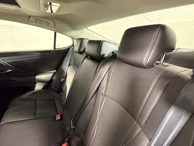 Used 2019 Lexus ES 350 w/ Accessory Package FWD image 24