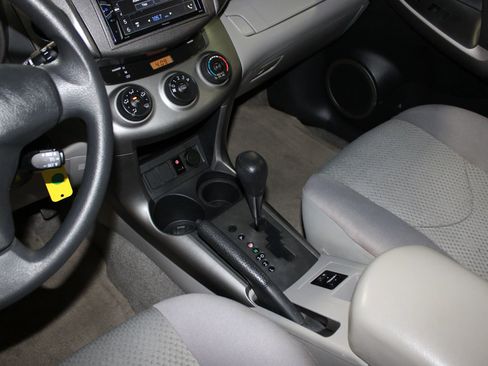 Used 2008 Toyota RAV4 2WD image 16