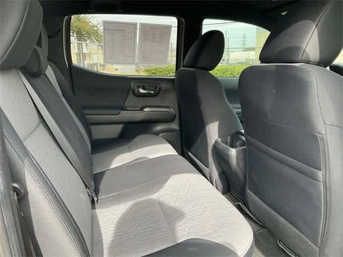 Used 2023 Toyota Tacoma TRD Sport w/ Technology Package image 16