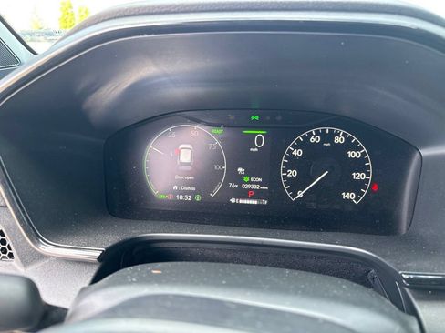 Used 2025 Honda CR-V Sport-L image 8