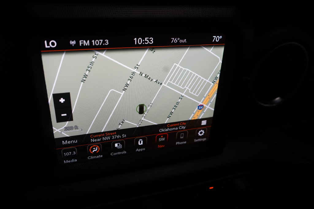 Used 2022 Jeep Wrangler Unlimited Sahara AWD/4WD image 40