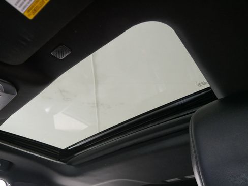 Used 2021 Toyota Highlander XSE image 31