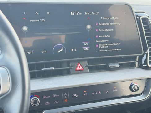 Used 2023 Kia Sportage X-Line w/ X-Line Premium Package AWD/4WD image 34
