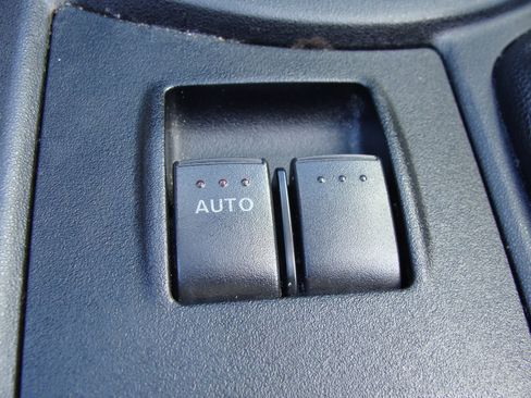 Used 2015 MAZDA MX-5 Miata Sport image 21