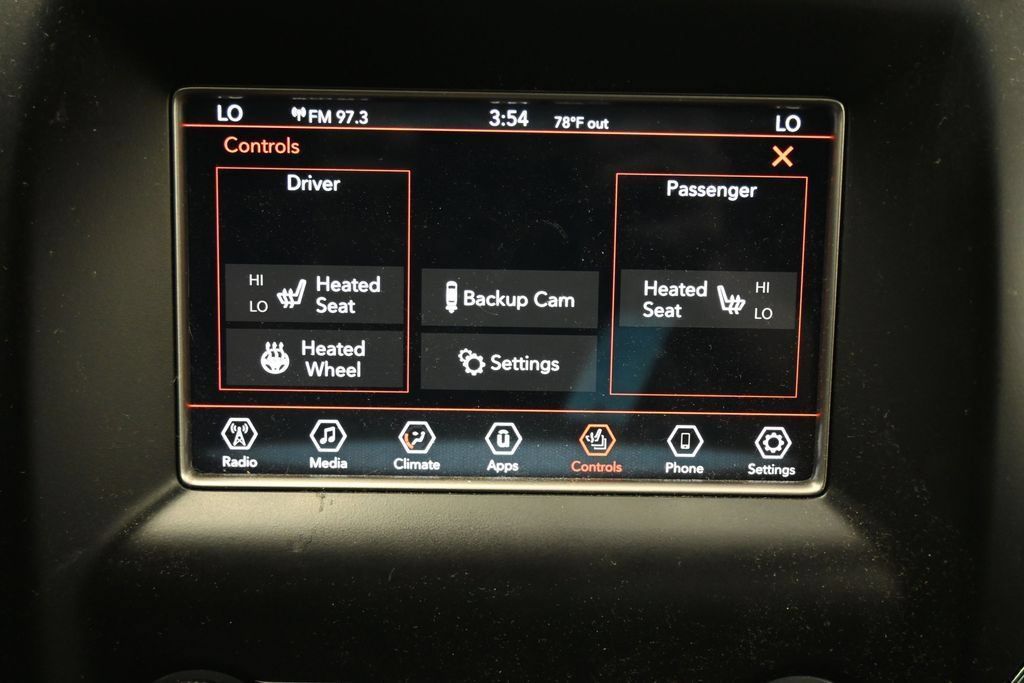 Used 2019 Jeep Grand Cherokee Laredo w/ Security & Convenience Group AWD/4WD image 20