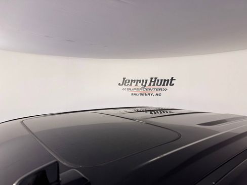 Used 2025 Chevrolet Silverado 1500 High Country w/ Technology Package image 5