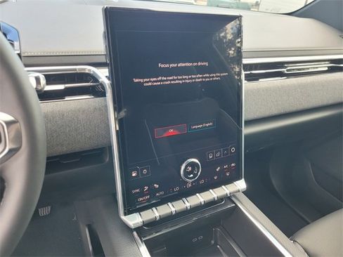 New 2026 GMC Sierra EV Elevation image 25