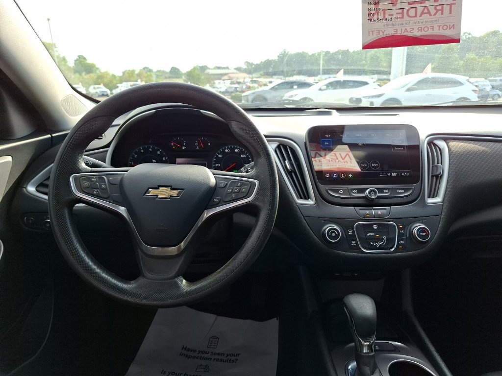 Used 2022 Chevrolet Malibu LS FWD image 25