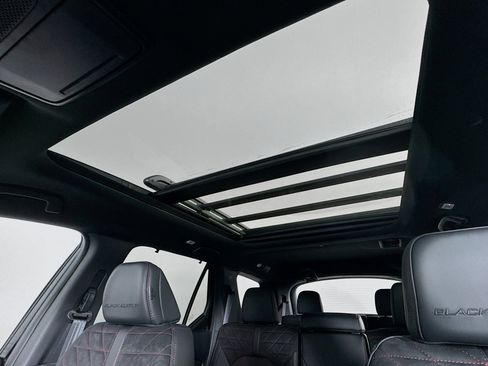 New 2026 Honda Pilot Black Edition image 23