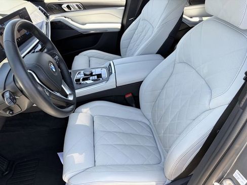 Used 2024 BMW X5 sDrive40i w/ Climate Comfort Package RWD image 19