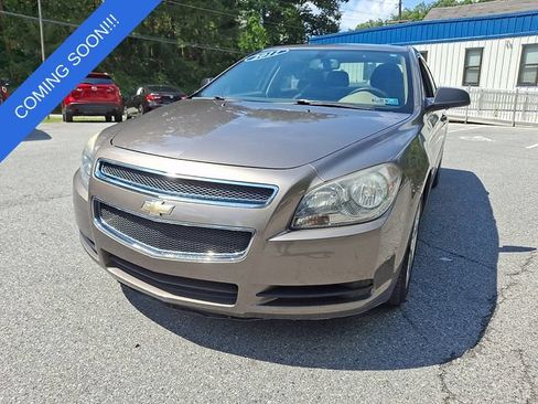 Used 2011 Chevrolet Malibu LS FWD image 5