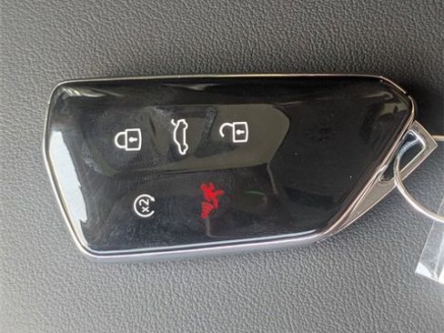 New 2026 Volkswagen Atlas SE image 35