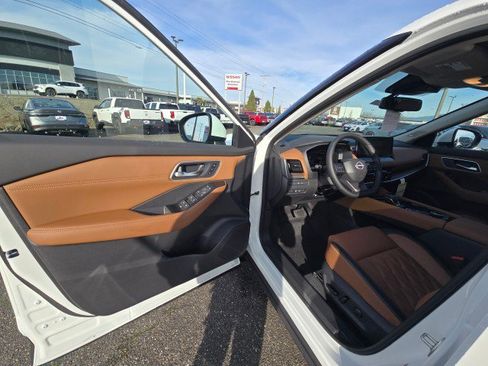 New 2026 Nissan Rogue Platinum w/ Platinum Premium Package image 23