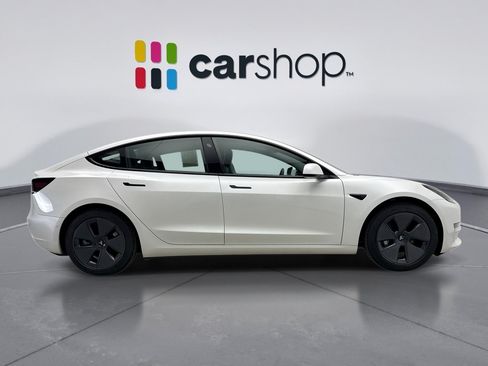 Used 2022 Tesla Model 3 RWD image 6