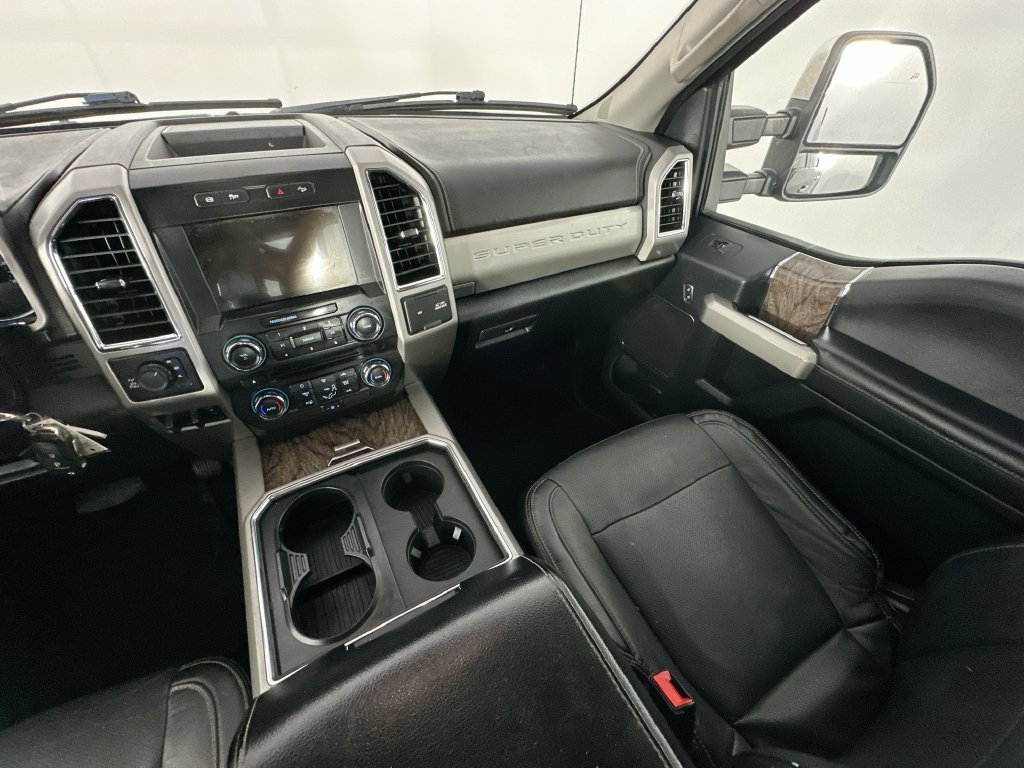 Used 2018 Ford F350 Lariat w/ Chrome Package AWD/4WD image 11