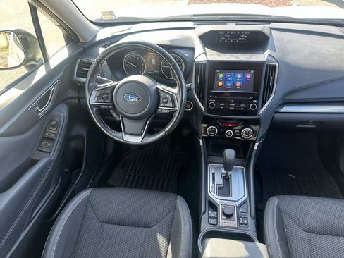 Used 2022 Subaru Forester Premium image 22