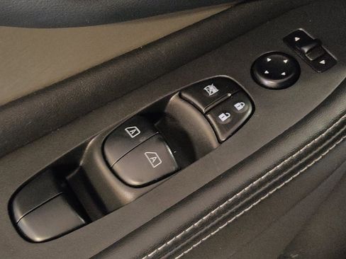 Used 2019 Nissan Murano S w/ Cargo Package FWD image 27