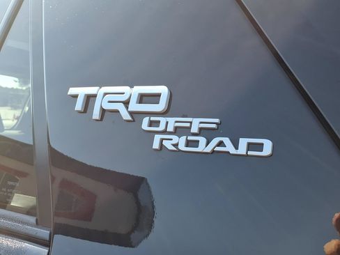 Used 2019 Toyota 4Runner TRD Off-Road Premium AWD/4WD image 33