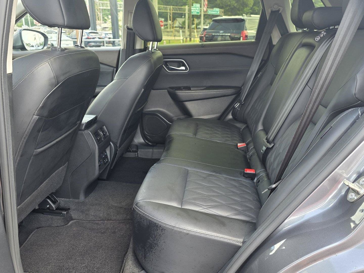 Used 2023 Nissan Rogue Platinum w/ Platinum Premium Package FWD image 27