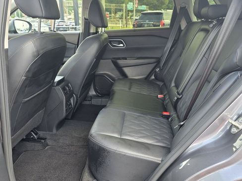 Used 2023 Nissan Rogue Platinum w/ Platinum Premium Package FWD image 27