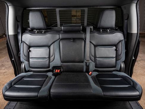 Used 2019 Chevrolet Silverado 1500 RST w/ All-Star Edition image 31