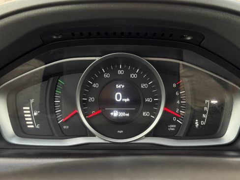 Used 2017 Volvo XC60 T5 Inscription image 15