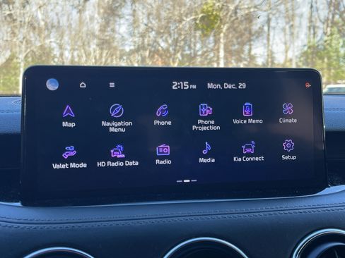 Certified 2023 Kia Stinger GT2 image 6